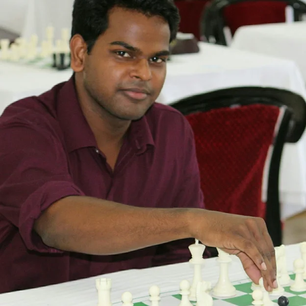 Chess online, Training makes Champions